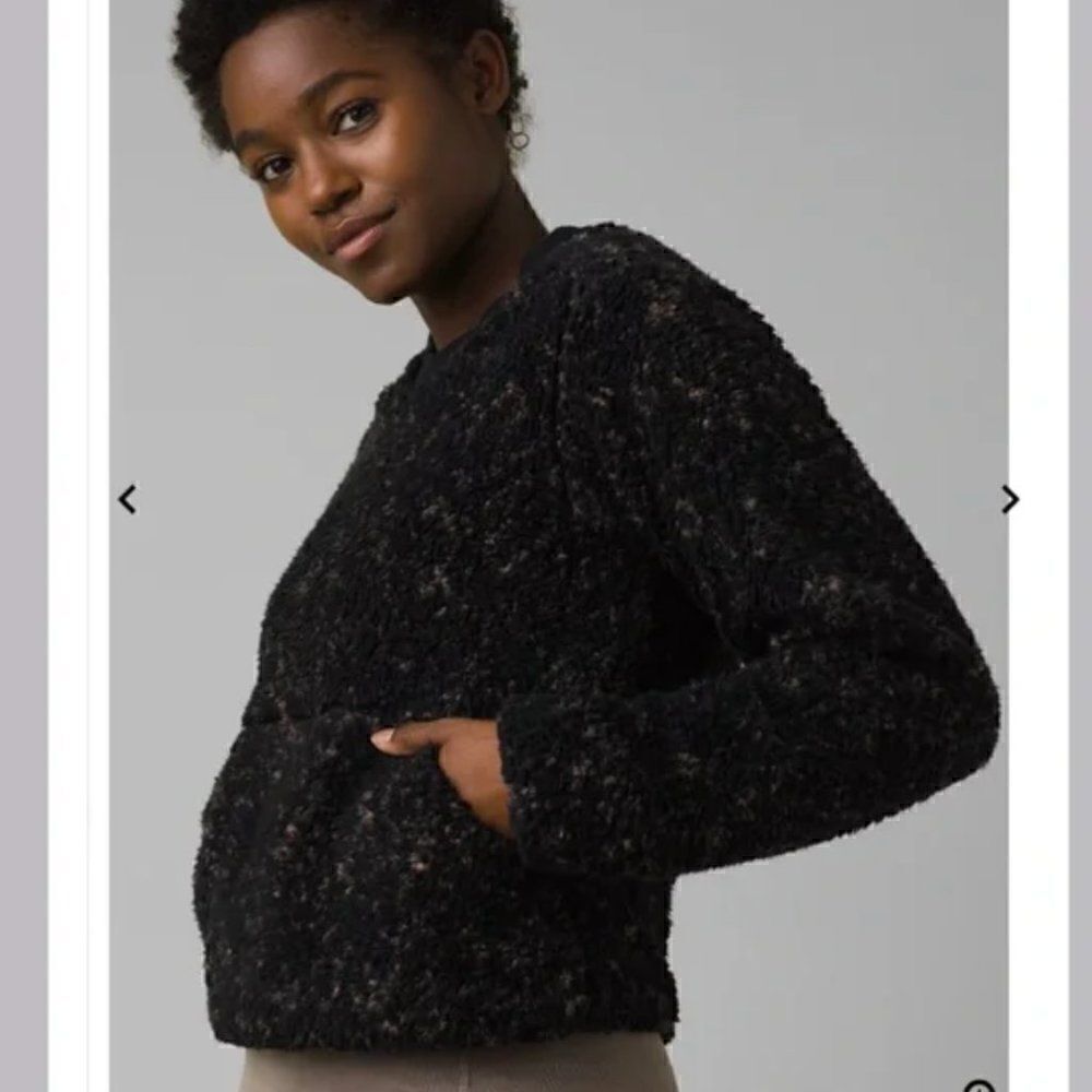 Prana Polar Escape Sherpa Teddy Pullover Crewneck Sweater kangaroo pocket small